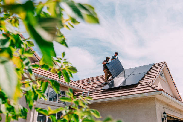 Best Roof Gutter Cleaning  in Llington, MI